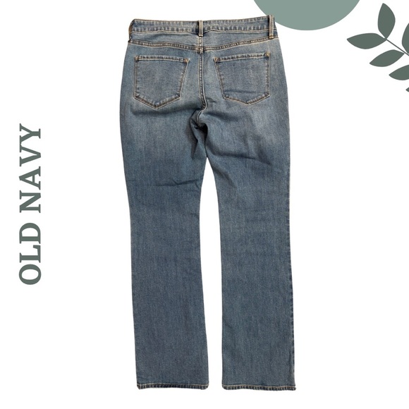🛍️3/$40 Old Navy Kicker Bootcut Mid-Rise Jeans – Blue Denim Size 8 - Picture 4 of 9